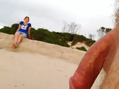Deze twee jonge  geliefden vinden het heerlijk om dingen op te fleuren op luie middagen
