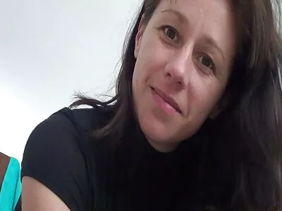 Grote tieten brunette Rose Monroe wordt geramd door Charles Dera