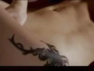 Cuckold POV scène van hete bruid die een enorme zwarte lul berijdt met haar kont hollandse sex filmpjes