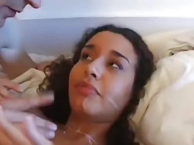 Wat begon anale sexfilmpjes als een massage eindigde als een hardcore neuken