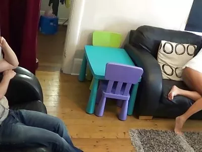 bleke sex filmpjes tiener lieveling zal haar roze kutje gevuld krijgen