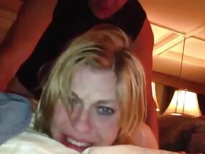 Vicki Chase en Veruca erotische sexfilmpjes James in een strap on avontuur.